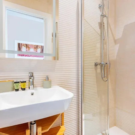 Deluxe Twobedroom Downtown *